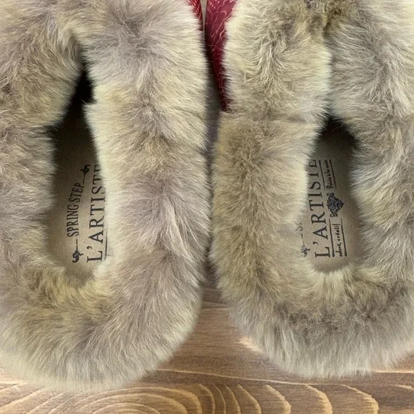 L’Artiste Chic Red Floral Fur-Lined Mules (NWOT) - Picture 5 of 5